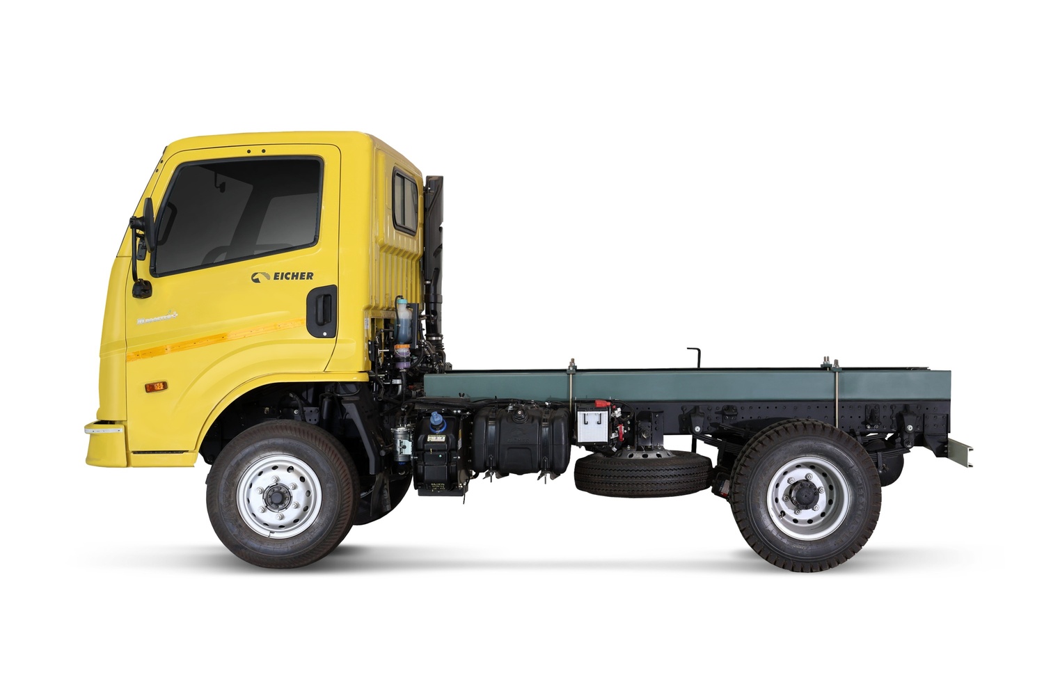 Eicher Pro 2075T Exterior