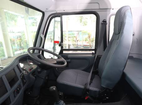 Mechanically Suspended Driver seat